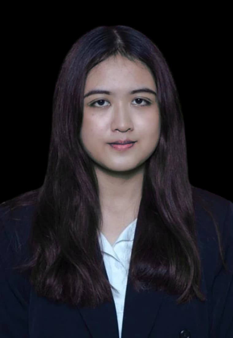 Potret Shana Alexassandra Christina, S.H.